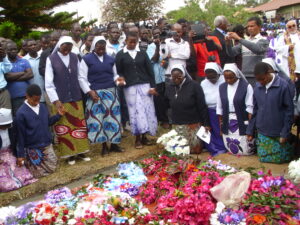 Sacramentine Sisters Offering their last prayer